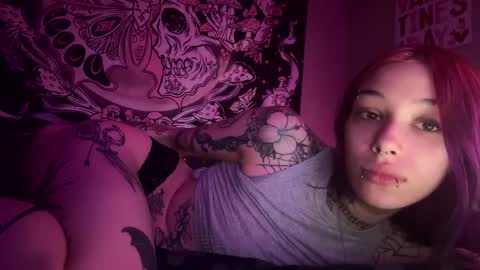 lookingforlona online show from 09/13/25, 03:45