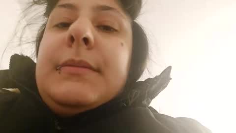 Snapshot of loolaunshaved chatting on 04/02/26, 01:47 loolaunshaved online show from 04/02/26, 01:47