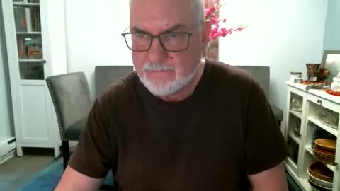 loop102 online show from 06/08/26, 12:58