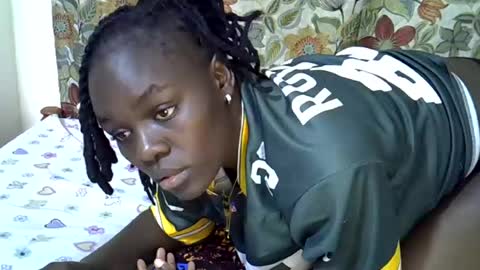 Snapshot of lora_amor chatting on 06/22/26, 04:48 lora_amor online show from 06/22/26, 04:48