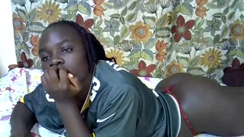 Snapshot of lora_amor chatting on 06/29/26, 01:11 lora_amor online show from 06/29/26, 01:11