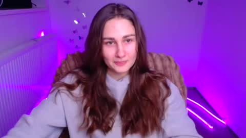 Lora online show from 02/12/26, 06:52