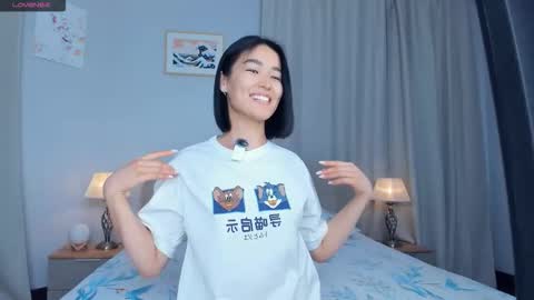 Lora control 2 min for every new Fan Club subscriber online show from 11/19/25, 07:19