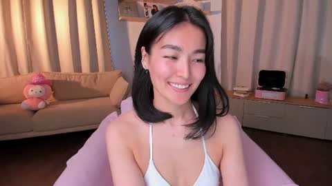 Lora control 2 min for every new Fan Club subscriber online show from 06/13/26, 09:40
