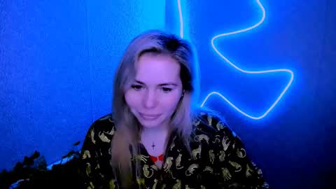 Lora online show from 02/12/26, 03:12