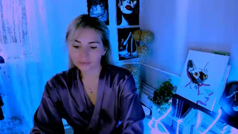 Lora online show from 06/22/26, 03:25