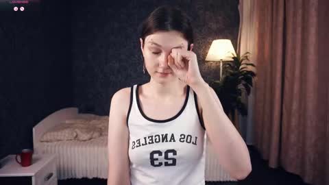 Lora online show from 11/26/25, 05:08