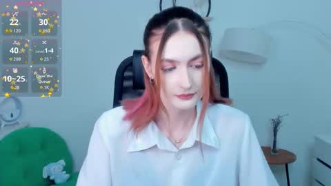 Lora online show from 12/15/25, 10:08