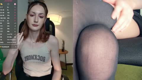 Lora online show from 02/16/26, 10:55