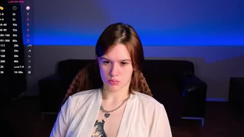 Lora online show from 06/17/26, 02:40