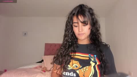 lore_rey online show from 01/06/25, 05:52