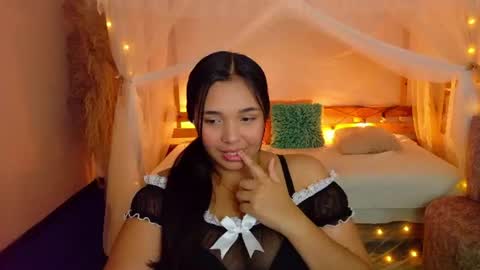 Snapshot of loreaniss chatting on 06/13/26, 01:36 loreanis online show from 06/13/26, 01:36