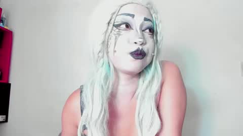 Lore Depp online show from 03/12/26, 08:20