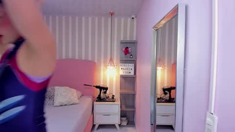 lorelaigiven online show from 11/07/25, 12:49