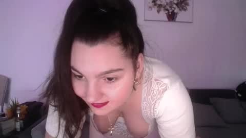 Snapshot of lorelaysss chatting on 02/03/26, 11:54 LoreLay online show from 02/03/26, 11:54