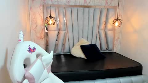 Snapshot of lorem_adams chatting on 03/04/25, 11:29 lorem_adams online show from 03/04/25, 11:29