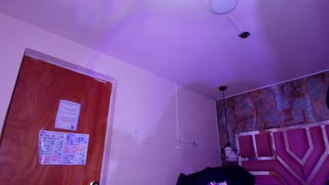 Snapshot of lorem_adams chatting on 09/17/25, 11:12 lorem_adams online show from 09/17/25, 11:12