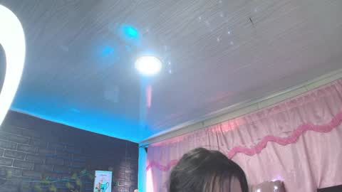 Loren online show from 02/04/25, 08:59