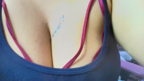 Loren online show from 02/21/25, 09:43