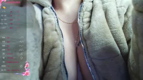 Loren online show from 10/21/25, 01:17