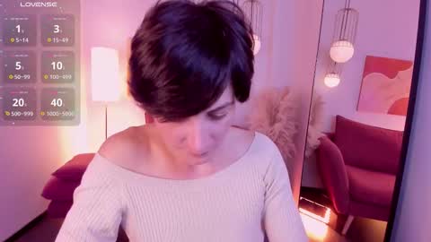 Loren online show from 10/08/25, 03:09