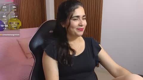 Loren online show from 06/16/26, 02:25