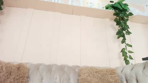 lorena_rubio online show from 11/16/25, 12:22