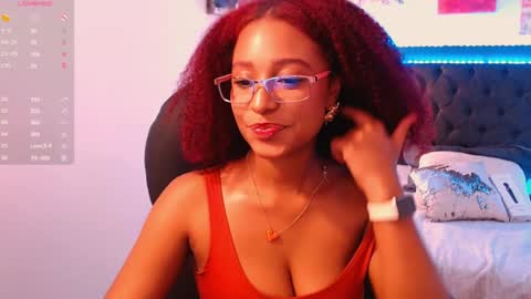 Snapshot of lorena_vieira_ chatting on 01/13/25, 12:41 Lorena Vieira  online show from 01/13/25, 12:41