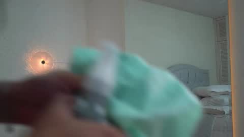 Snapshot of lorenallen_ chatting on 02/18/26, 03:24 Loren Allen online show from 02/18/26, 03:24