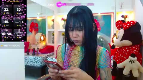 Snapshot of lorenapinto_ chatting on 09/19/25, 07:14 lore online show from 09/19/25, 07:14