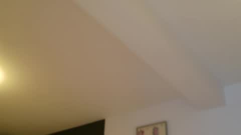 Amelia online show from 10/24/25, 07:10