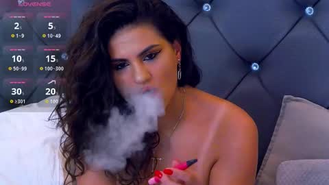 Snapshot of lorennemays chatting on 10/06/25, 11:02 Lorenne Mays online show from 10/06/25, 11:02