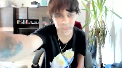 LORENZO Boy online show from 04/26/26, 12:03