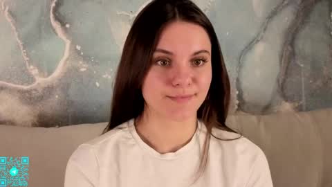 Snapshot of lorettadunnelli chatting on 04/20/26, 05:37 Chloe for Fan BlackHole online show from 04/20/26, 05:37