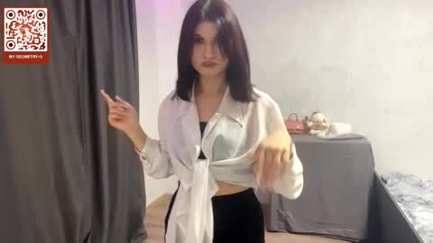 Snapshot of lorettedekay chatting on 10/15/25, 01:11 Kate online show from 10/15/25, 01:11