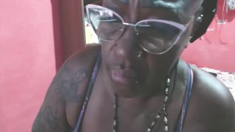 Snapshot of loretybighot chatting on 04/15/26, 01:07 loretybighot online show from 04/15/26, 01:07