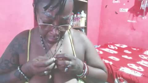 Snapshot of loretybighot chatting on 05/09/26, 11:59 loretybighot online show from 05/09/26, 11:59