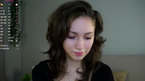 Naomi online show from 12/02/25, 09:32