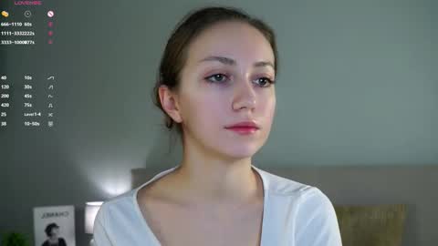 Naomi online show from 12/03/25, 09:02