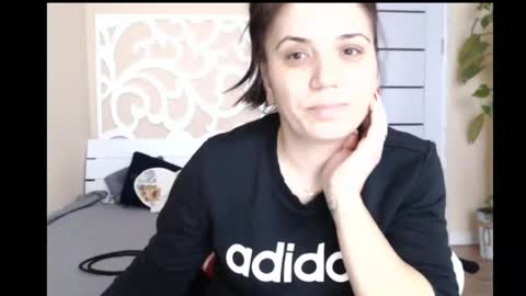 LorraGrey online show from 01/03/25, 12:52