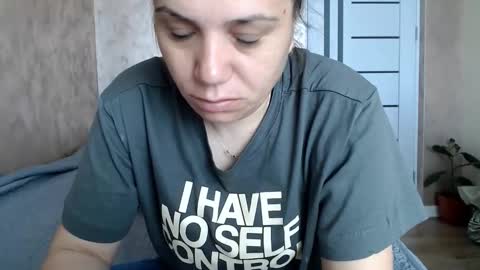 LorraGrey online show from 04/27/26, 06:11