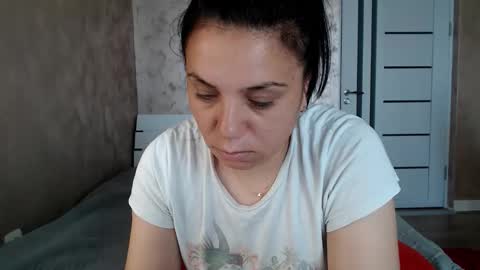 LorraGrey online show from 06/09/26, 03:40