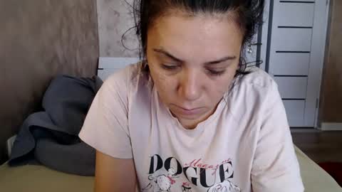 Snapshot of lorragrey chatting on 07/15/26, 03:23 LorraGrey online show from 07/15/26, 03:23