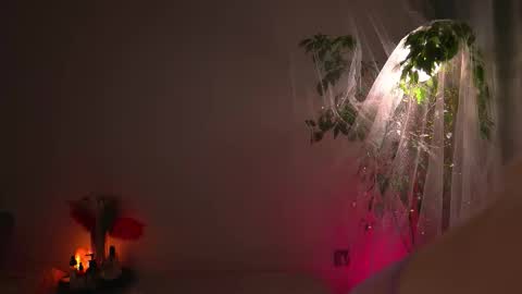 Snapshot of lorrie_love_story chatting on 09/30/25, 08:41 Lorrie online show from 09/30/25, 08:41