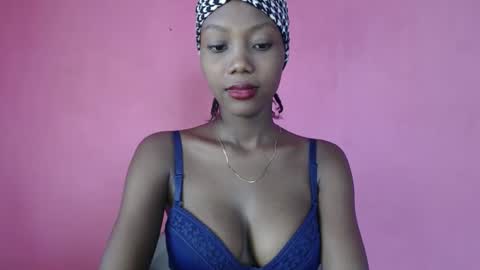 lorrycutie16 online show from 05/10/26, 12:21