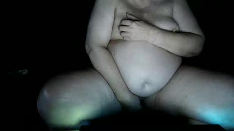 Snapshot of lory_99 chatting on 11/15/25, 02:31 Lory online show from 11/15/25, 02:31