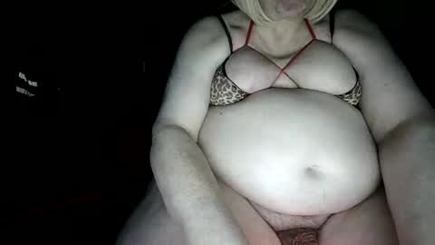 Snapshot of lory_99 chatting on 03/21/26, 03:00 Lory online show from 03/21/26, 03:00