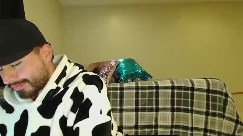 Snapshot of los_juanes chatting on 10/09/25, 11:14 JUAN JUAN online show from 10/09/25, 11:14