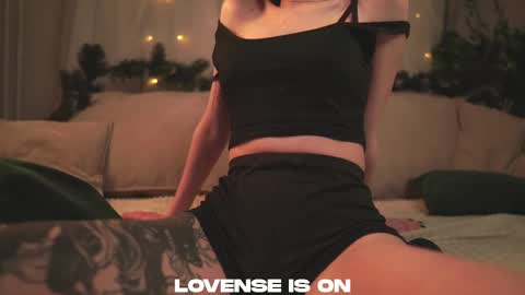 Jess online show from 01/16/26, 02:10