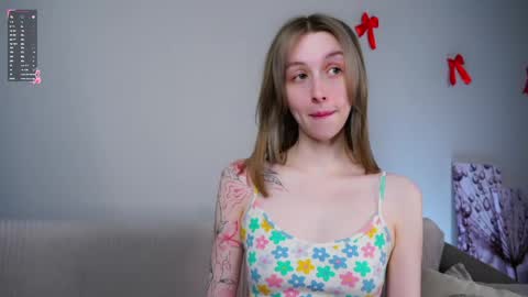 Jess online show from 04/28/26, 02:27